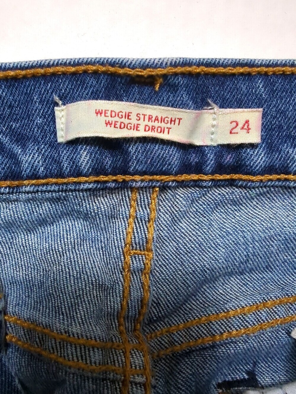 Levi’s Wedgie Straight High Rise Jeans 24 Medium Wash Raw Fray Hem 90s Denim - Picture 7 of 8